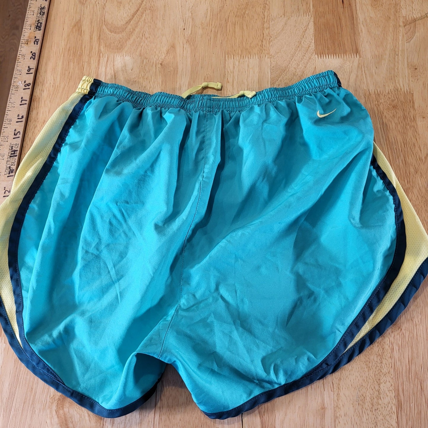Nike Dri-Fit Just Do It Print Athletic Shorts Size Turquoise Blue Green Medium