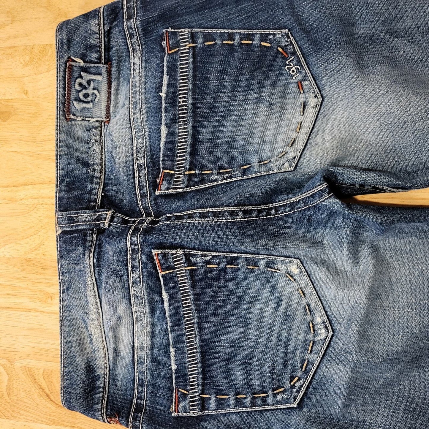 1921 Bootleg Flare Jeans Y2K 33" Inseam 12" Rise Stitch Pocket Detail