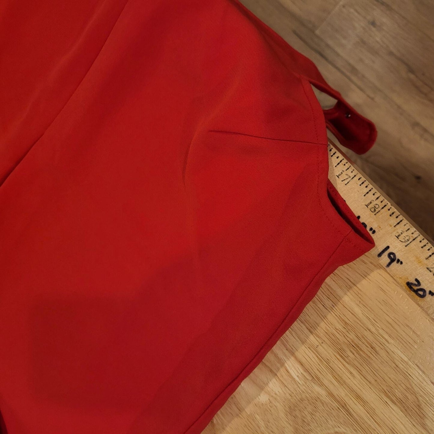 Red Doncaster size 8 Sleeveless Blouse Dart Detail 19" P2P 25" shoulder to hem