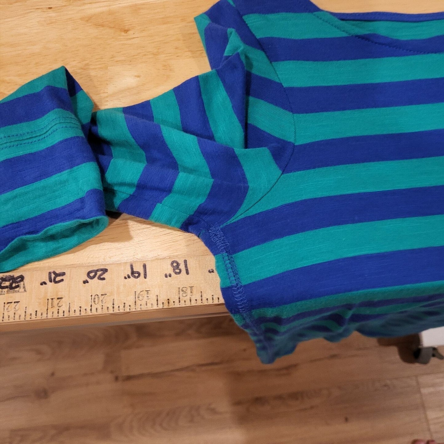 Lilly Pulitzer 3/4 Sleeve Green & Blue Striped Boat Neck T-shirt X-Small 16" p2p