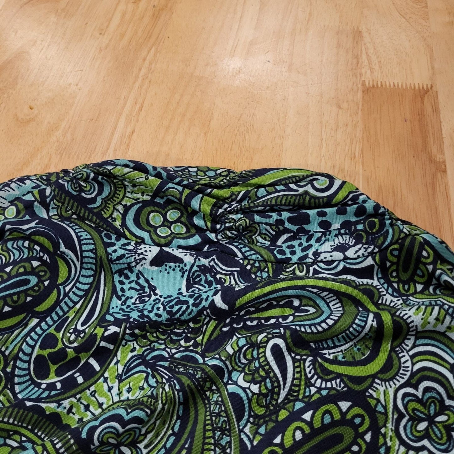 Lilly Pulitzer Blue Leopard Paisley Print V-Neck T-Shirt Jersey Button xs