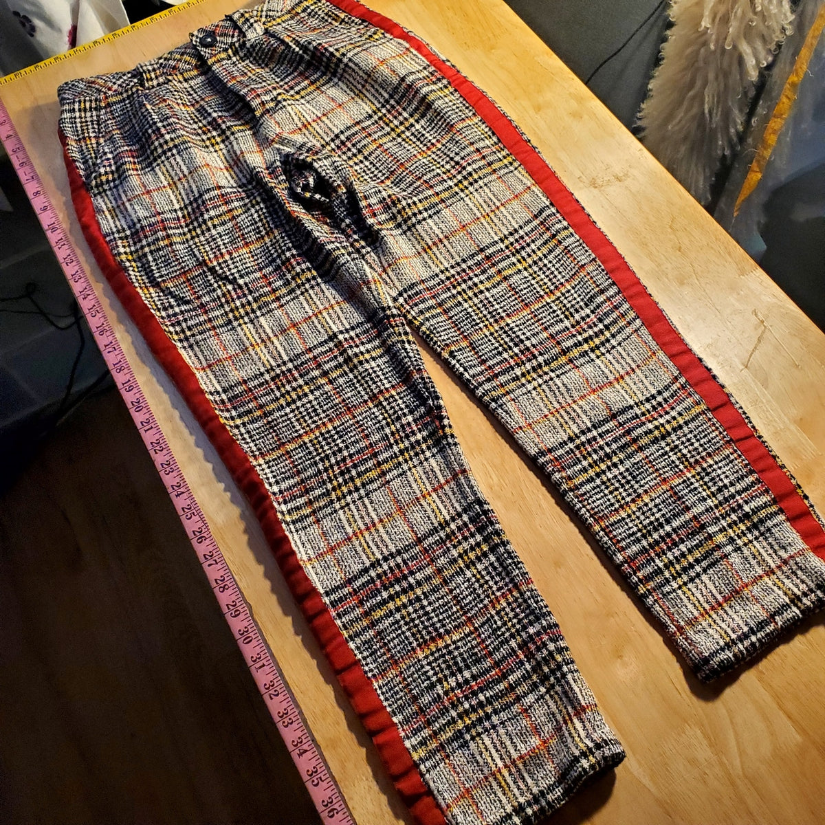 Free People 100% cotton size 2 plaid cigarette pants striped side
