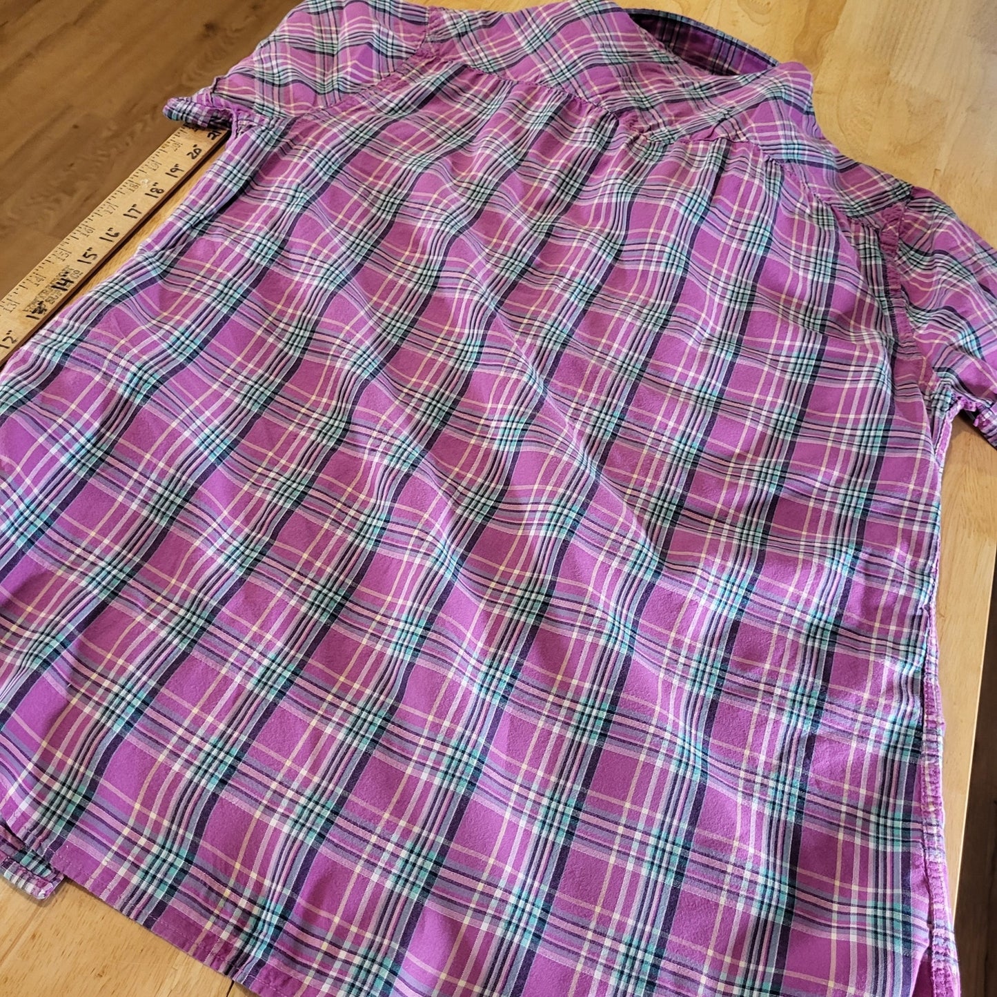 Express Purple Tartan Plaid Short Sleeve Pearl Snap Collared Button Down M