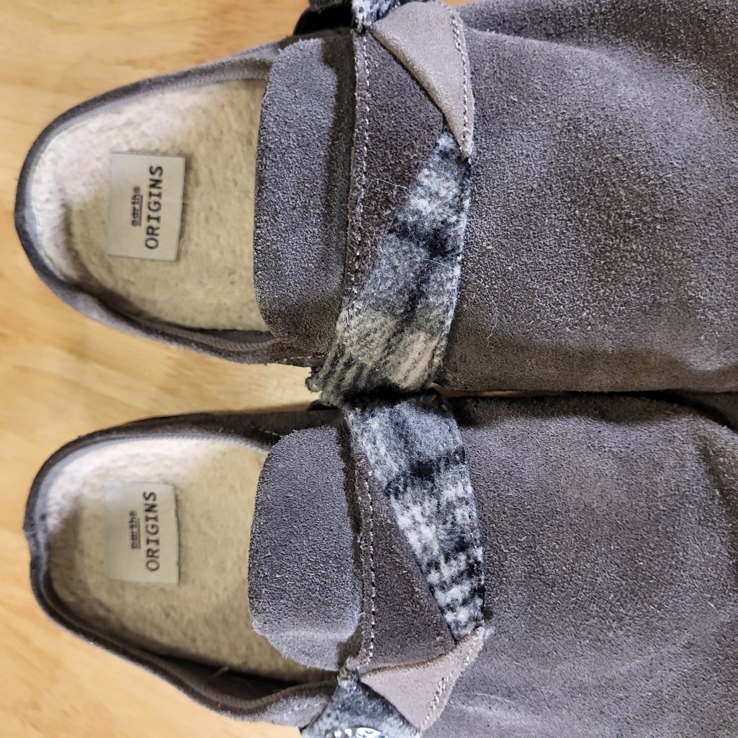 Earth Origins Gray Suede Leather Shearling Lined Clogs Comfort Sole 10W