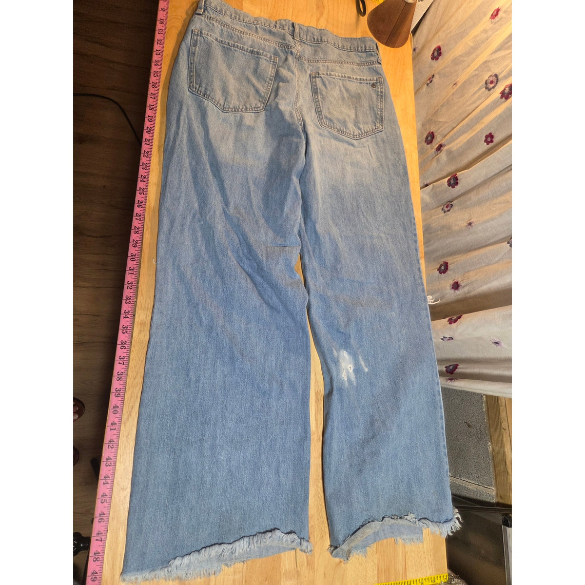 True craft relaxed wide leg size 12 distressed light wash jeans