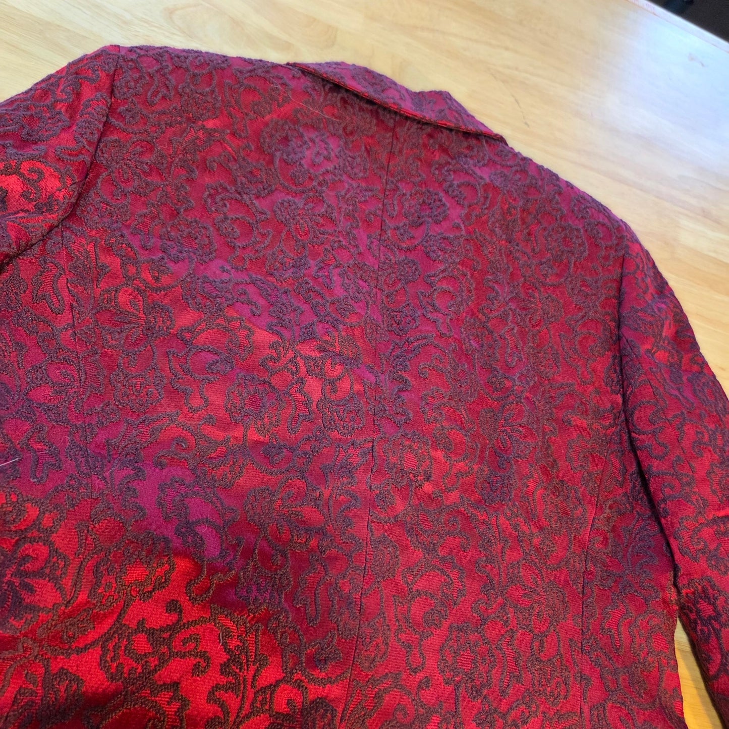 Tahari red blazer black embroidery size 14 lined wool blend
