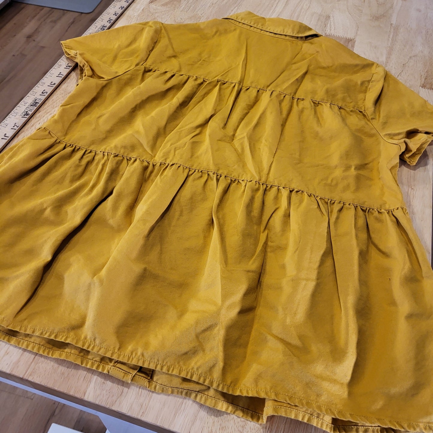 Cotton colored mustard yellow tiered ruffle button down cap sleeve 8/10 20" P2P