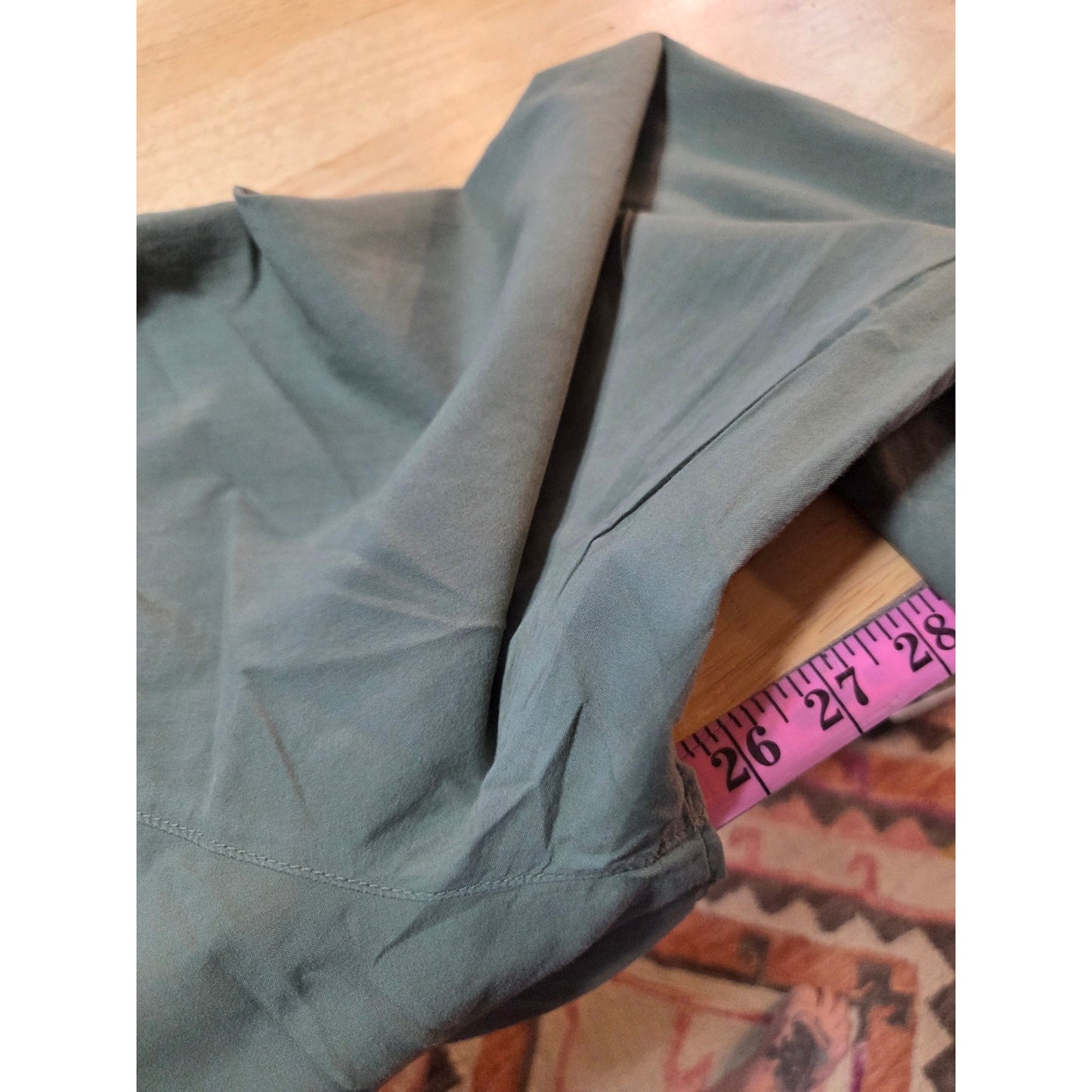 Xirena green army woven long sleeve blouse button front mandarin collar size lg