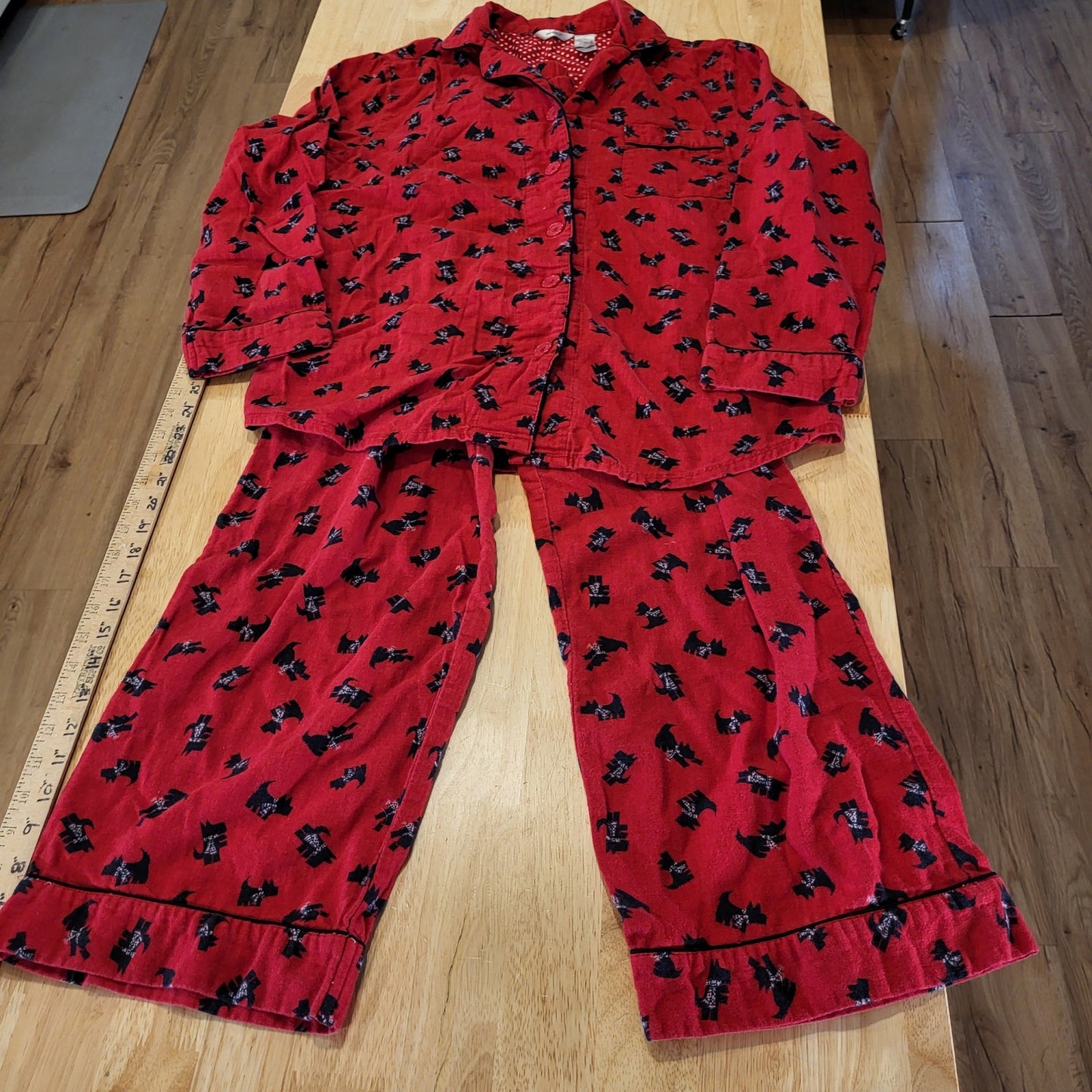 Adonna Red Flannel 100% Cotton Pajama Set Yorkie Dogs Bows Large