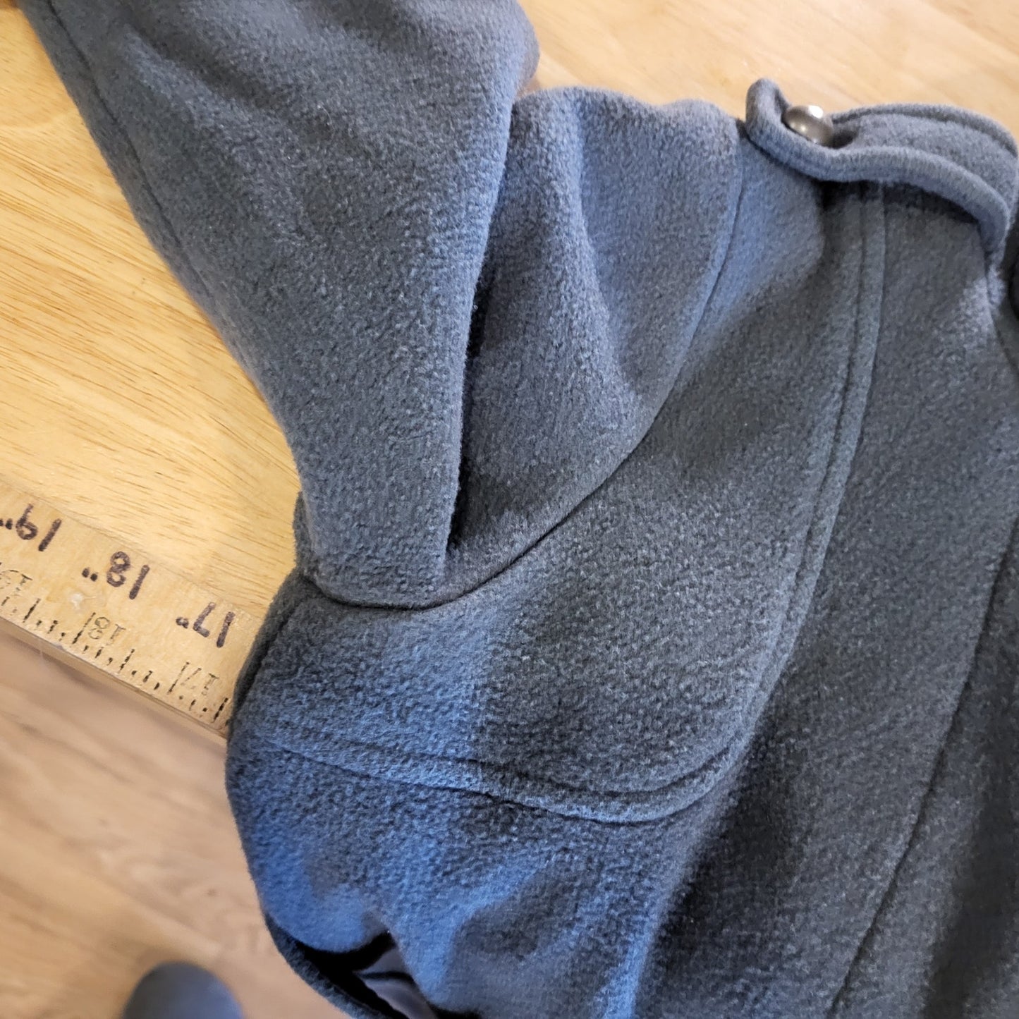 B.B. Dakota Wool Blend Mid Length Fleece Gray Pocket Epaulette (See belt wear)