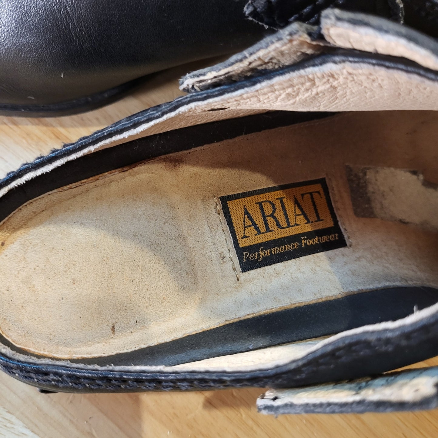 Ariat Black Leather Clogs Sling Back Mules Size 8.5 Rubber Sole Slip Proof