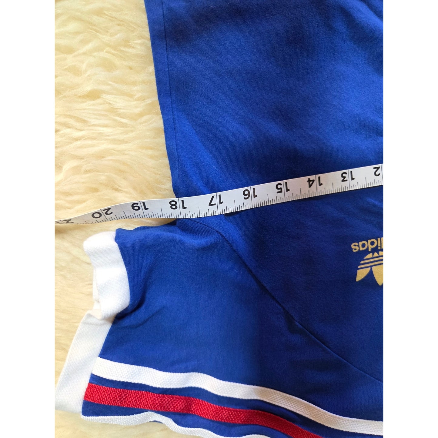Vintage blue short sleeve adidas Originals t-shirt shoulder stripe red 11-12y