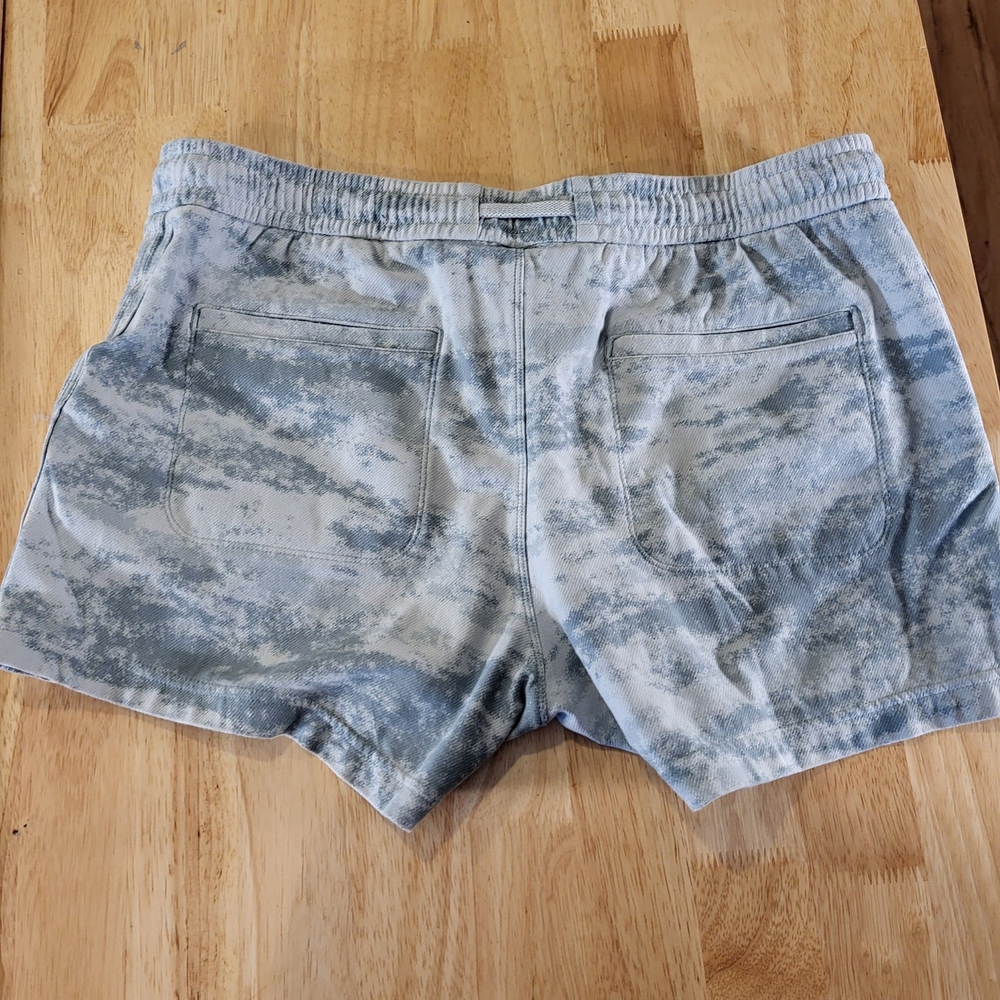 Athleta Blue Cloud Sweat Shorts Elastic Waist Pockets Sz Large 32" Waist