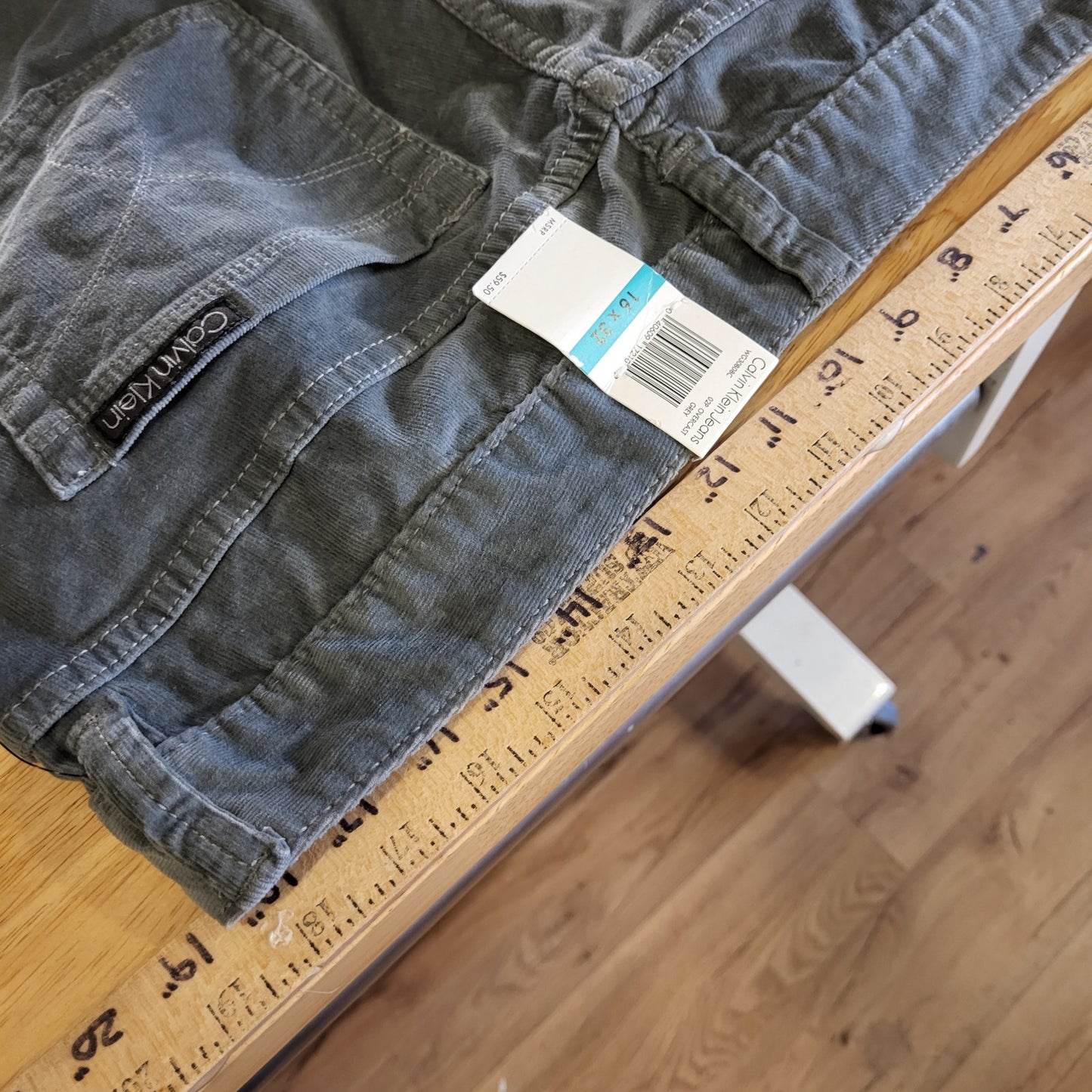 NWT Calvin Klein Jeans Gray Corduroy Straight Leg Sz. 16 Cotton Stretch