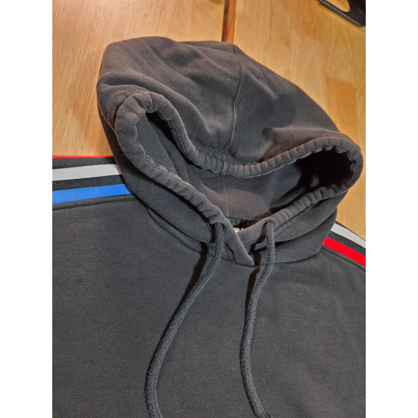 Adidas Originals navy blue cropped hoodie red white and blue logo embroidery L