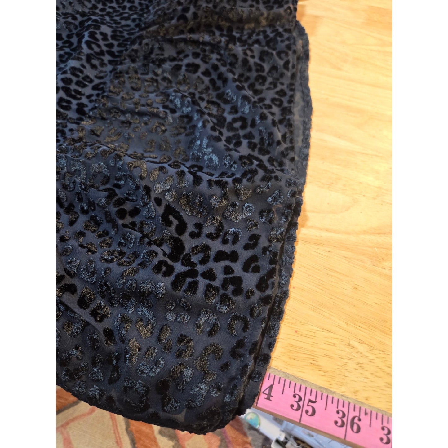 Ann Taylor Loft black burnout velvet leopard -tiered gathered cap sleeve mini Md