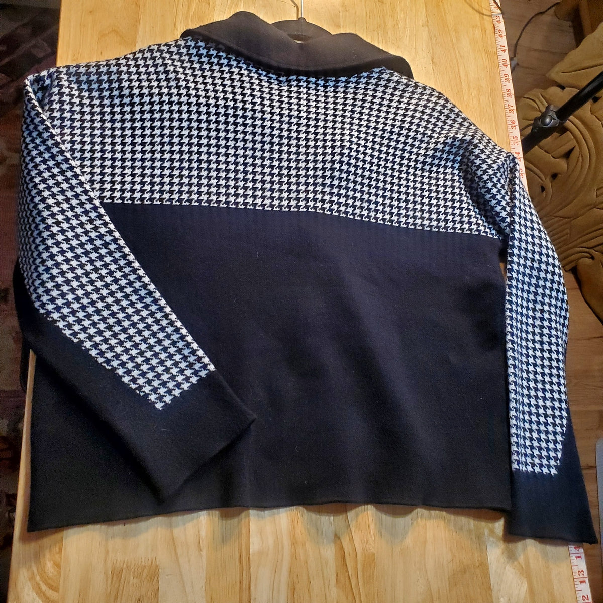 NWT Oliver.O Viscose Blend Houndstooth Collared Snap Button Front Sweater SM
