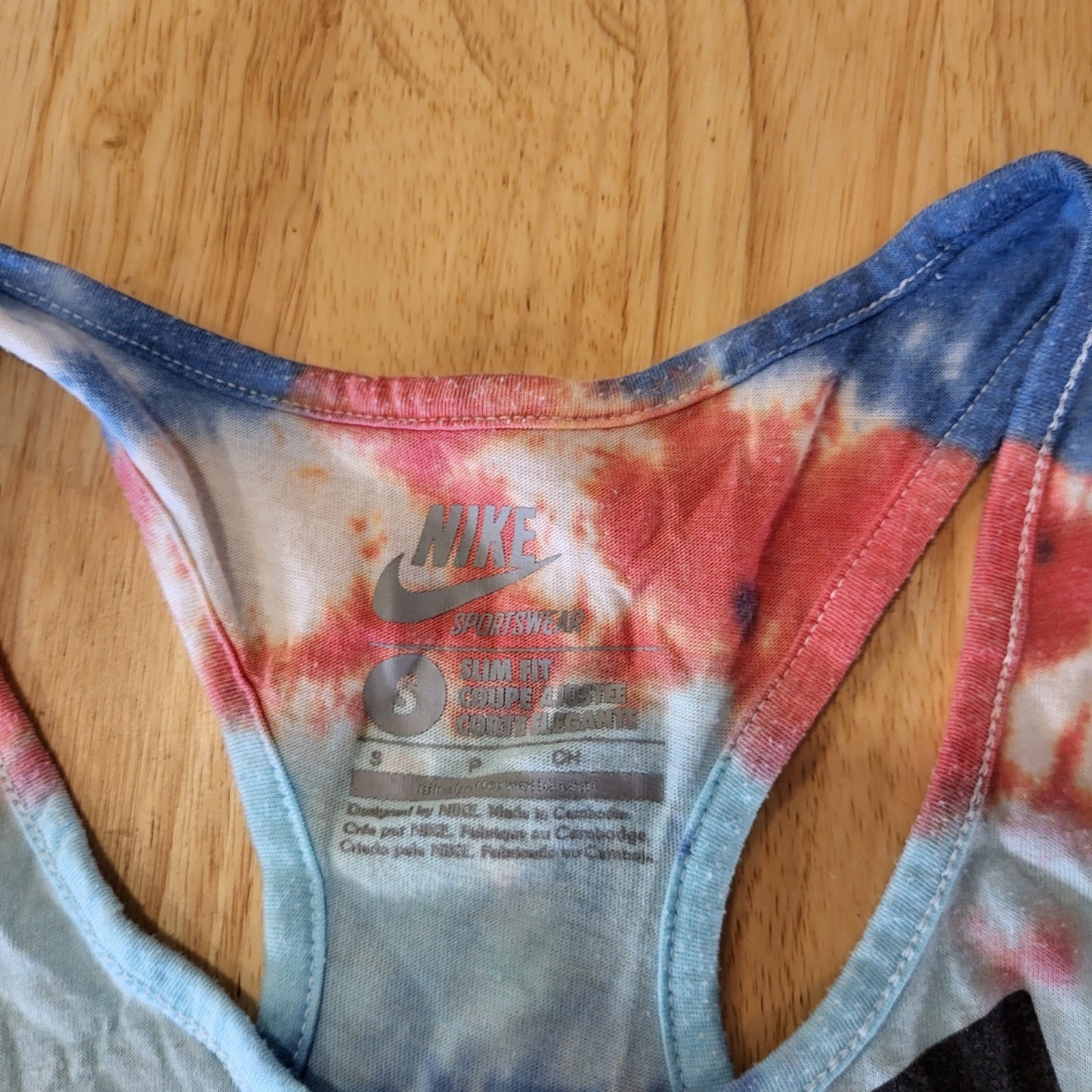 Nike Red White & Blue Tie Dye Tank Small USA 15" P2P