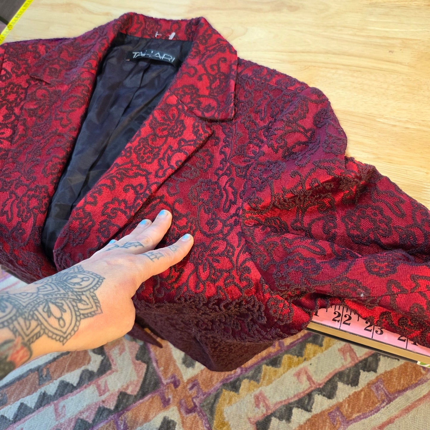Tahari red blazer black embroidery size 14 lined wool blend