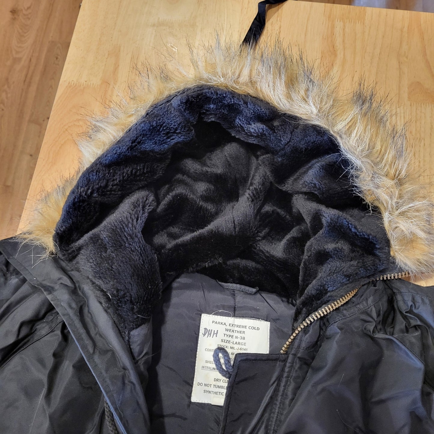 Extreme cold weather parka type N-3B Large Black Faux Fur Hood Pockets Zip Snap