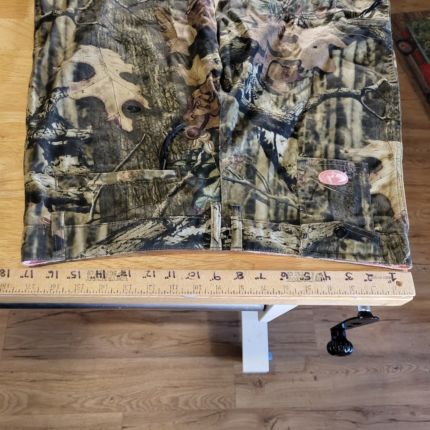 Russel Outdoors M 8/10 Camouflage Straight Leg Cargo Pants Pink Lining Zip Snap