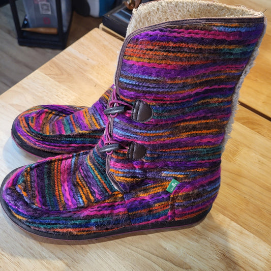 Sanuk Horizon Colorful Yarn Mid-Height Faux Shearling Boots Yoga Mat Sole 9