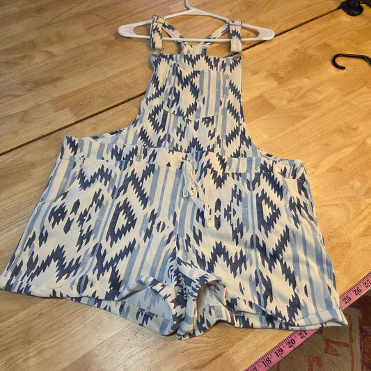 Cato Jersey Net Aztec print cream and blue overall shorts size large