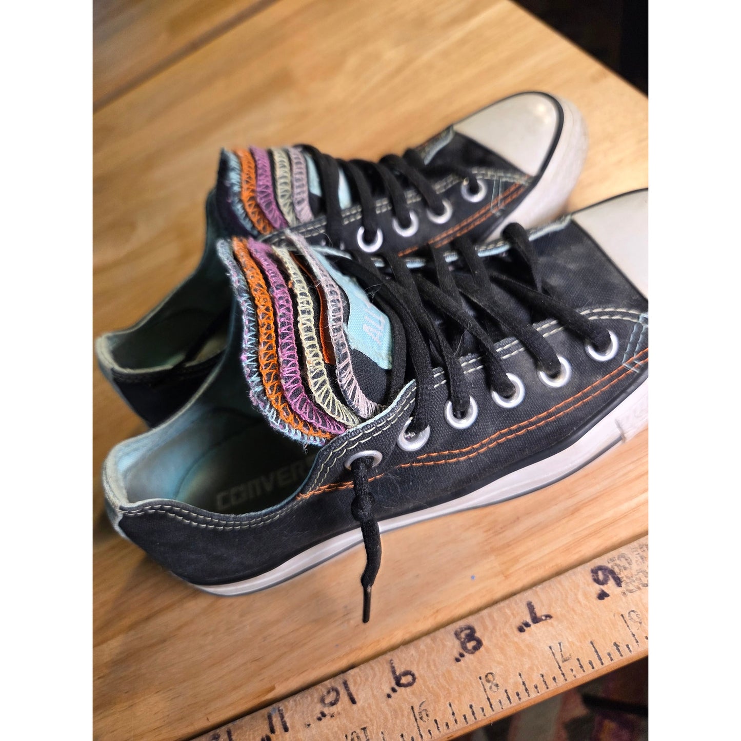 Converse Chuck Taylor Black Low Cut Size 7 Women's Colorful Tongue Detail Canvas