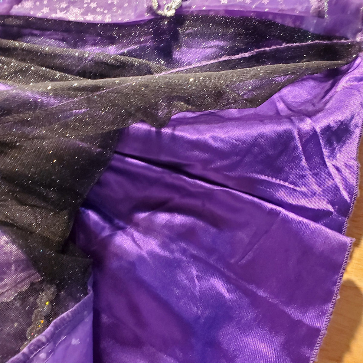 Disney Store witch Minnie Mouse costume purple orange glitter size 7/8 (no hat)