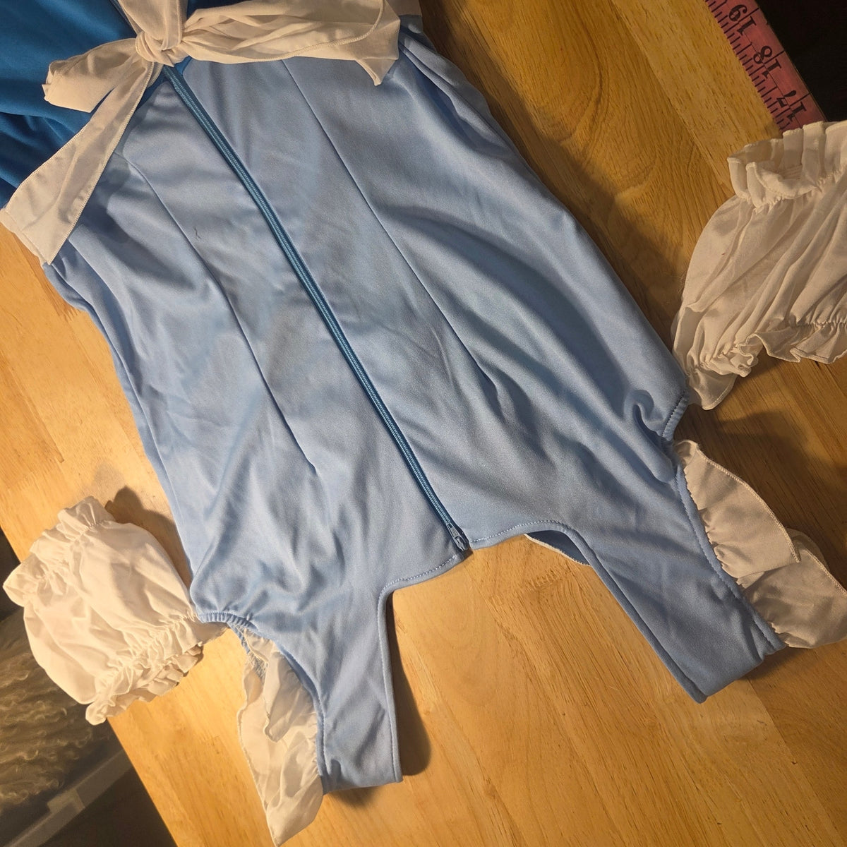 Legs Avenue Blue Mushroom Alice in Wonderland off the shoulder costume tie small