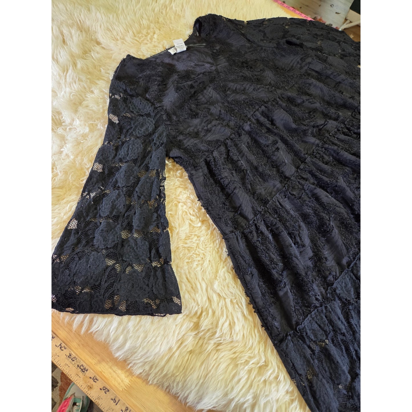 Paisley Vine black lace satin lined bell sleeve a line goth dress v-neck xl