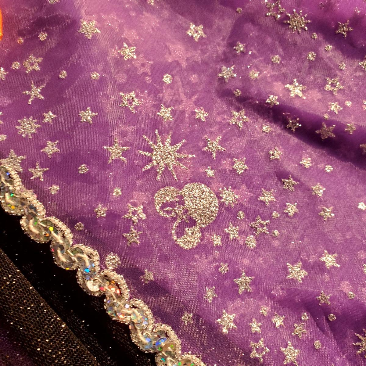 Disney Store witch Minnie Mouse costume purple orange glitter size 7/8 (no hat)