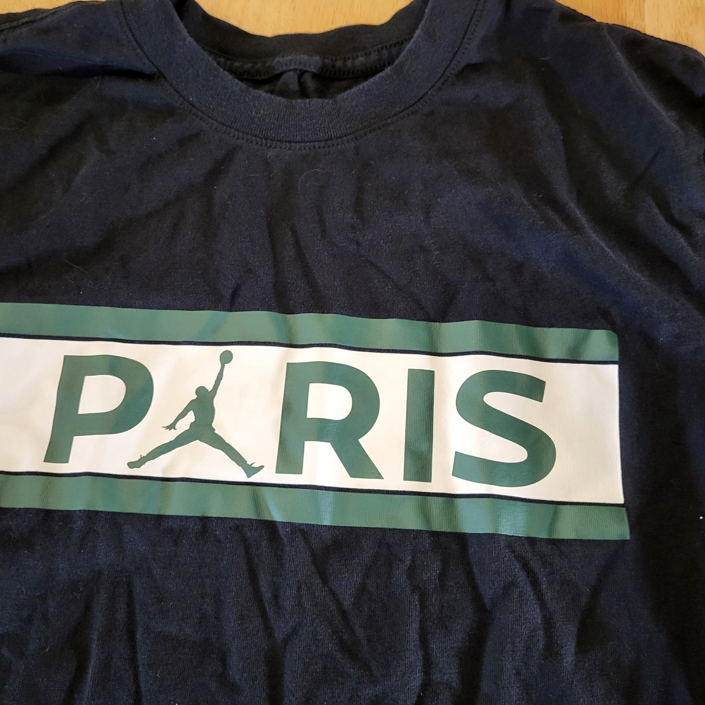 Michael Jordan Paris Basketball Black T-shirt Green White Small