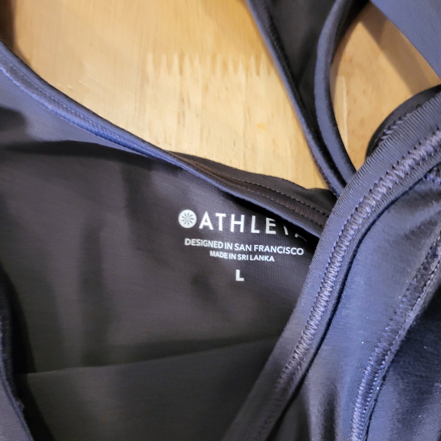 Athleta Gunmetal Gray Keyhole Racerback Tank Large Knit Stretch