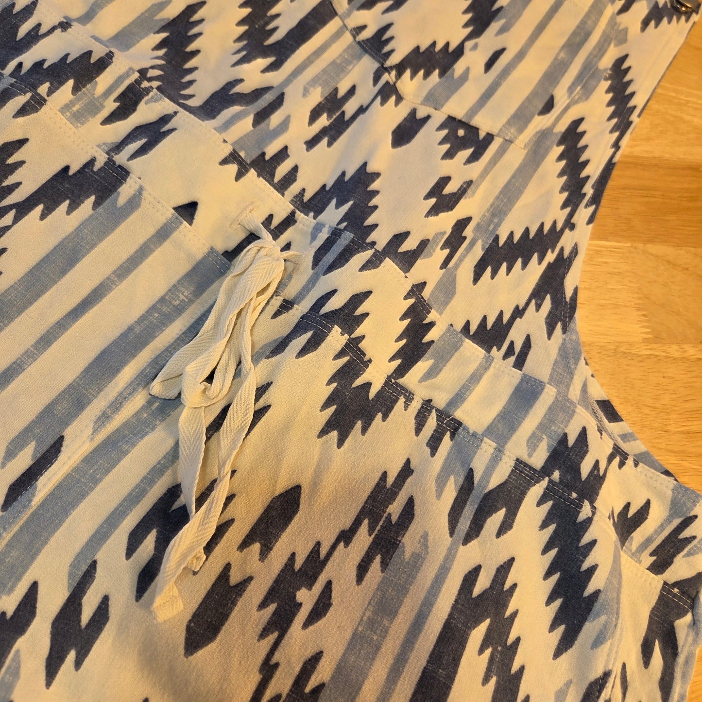 Cato Jersey Net Aztec print cream and blue overall shorts size large