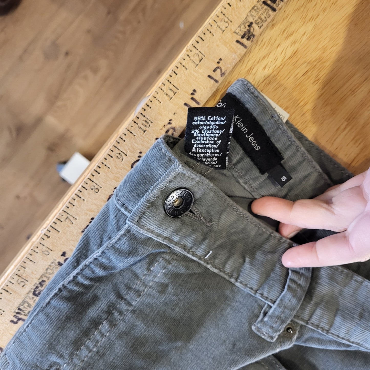 NWT Calvin Klein Jeans Gray Corduroy Straight Leg Sz. 16 Cotton Stretch