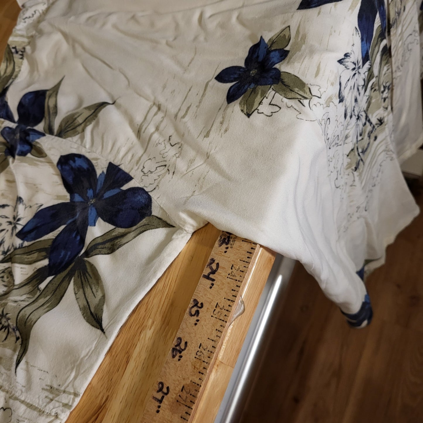 Puritan Viscos White Hawaiian Collared Short Sleeve Shirt Blue Green Large