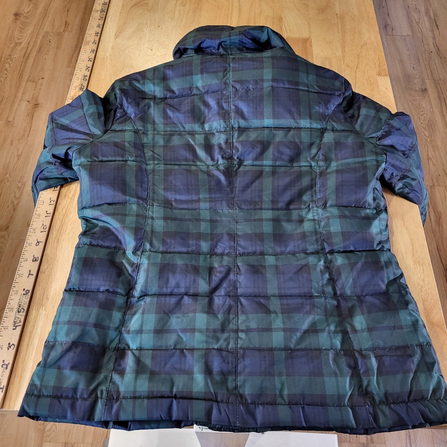Charter Club Blue Green Plaid Puffer Coat Gold Closures (See slight damage)