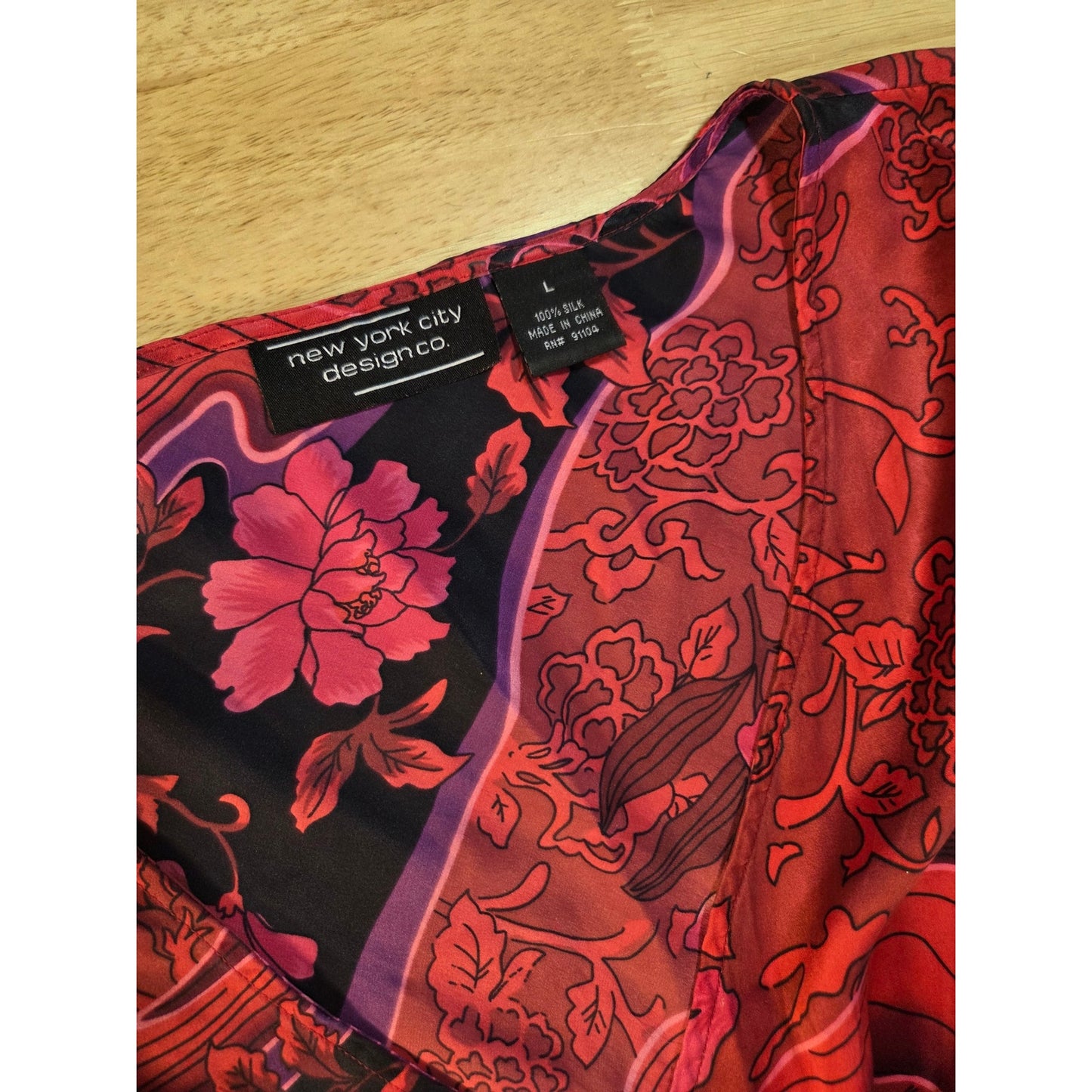 New York City design company 100% silk floral prints long Bell sleeve