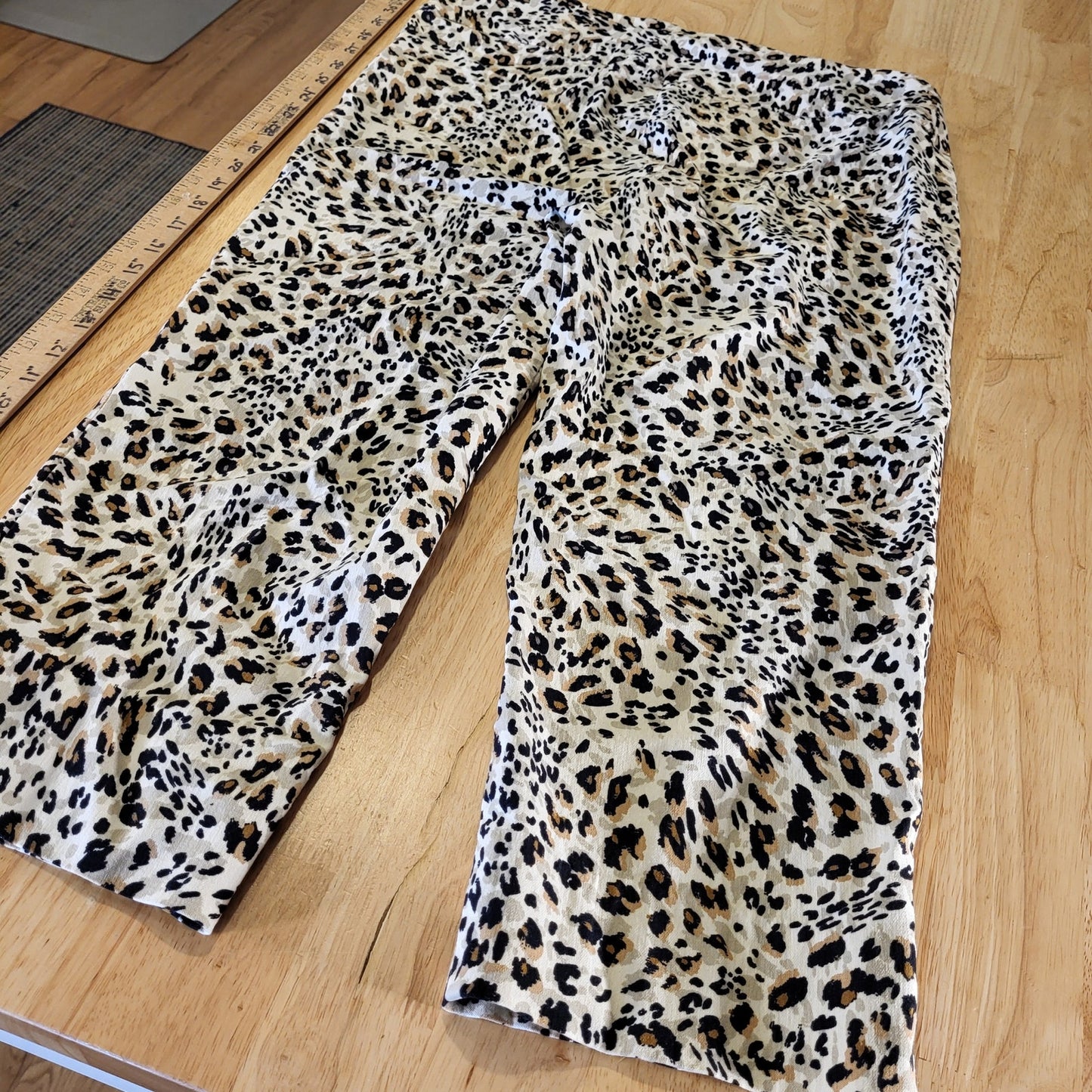 Zac & Rachael Stretch Cropped Leopard Pants Wide Waist Band