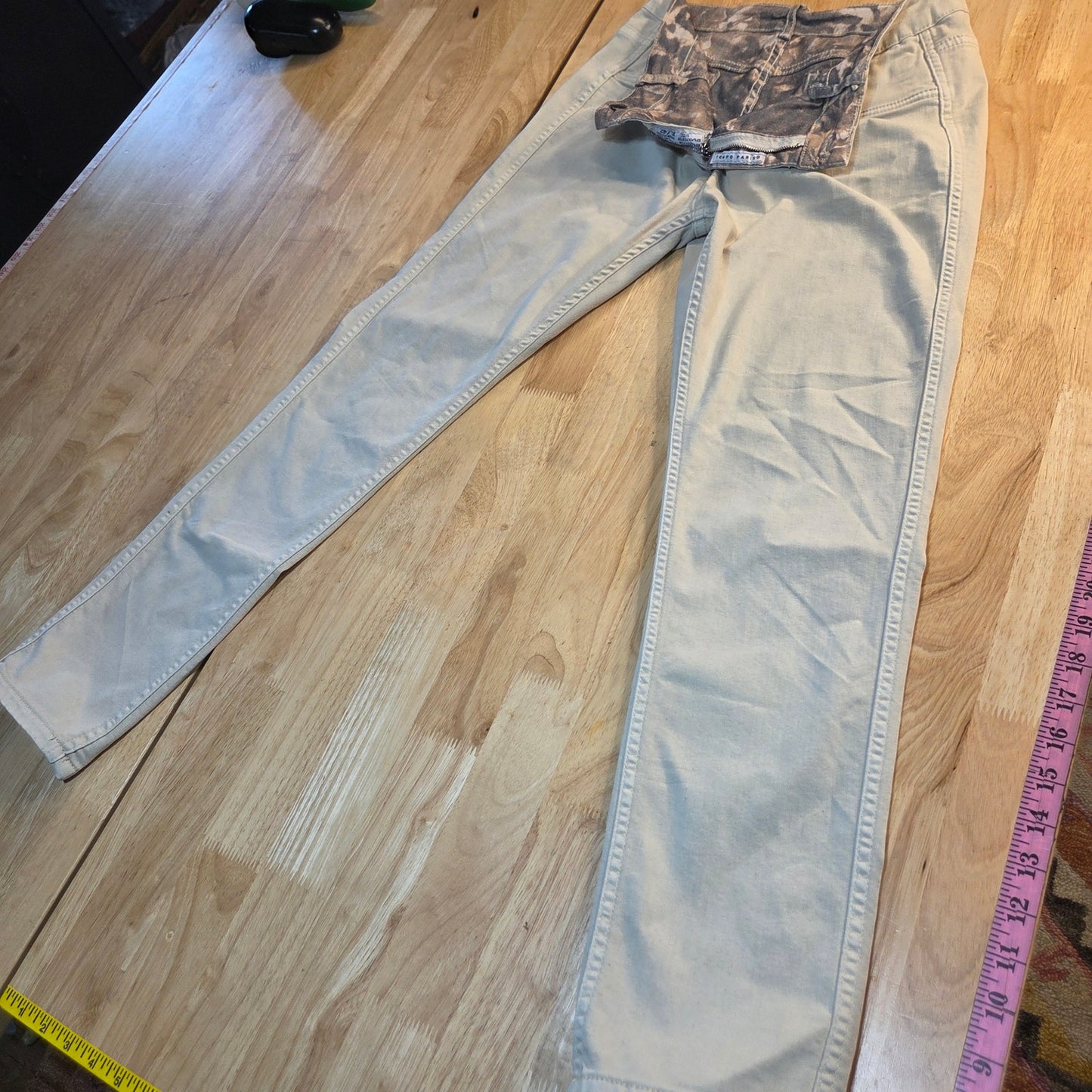Tempo Paris Cotton Blend XL/42 Reversable Khaki Animal Print Straight Leg Pants