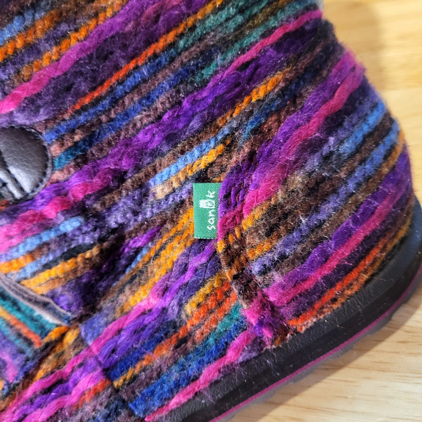 Sanuk Horizon Colorful Yarn Mid-Height Faux Shearling Boots Yoga Mat Sole 9
