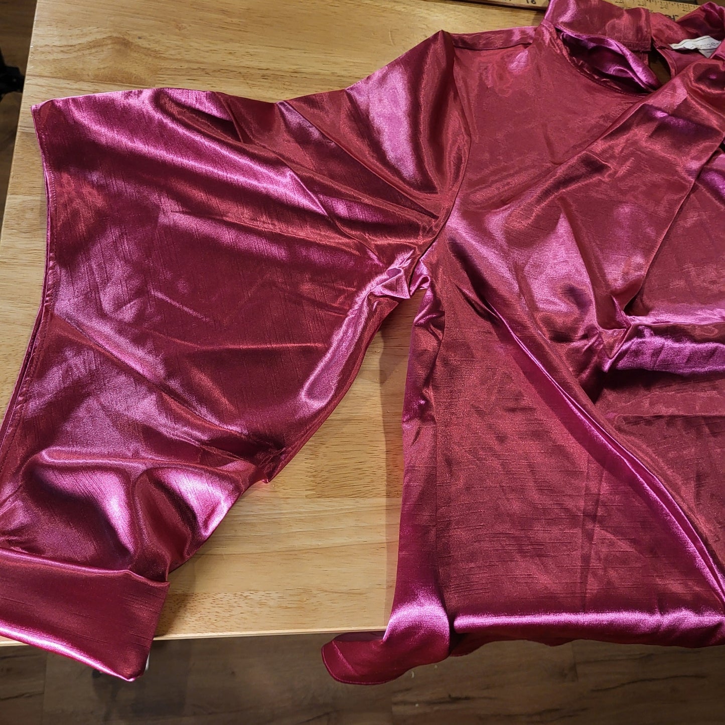 Monroe & Main Vintage Satin Pink Fuscia Winged Sleeve High Neck Blouse 2x