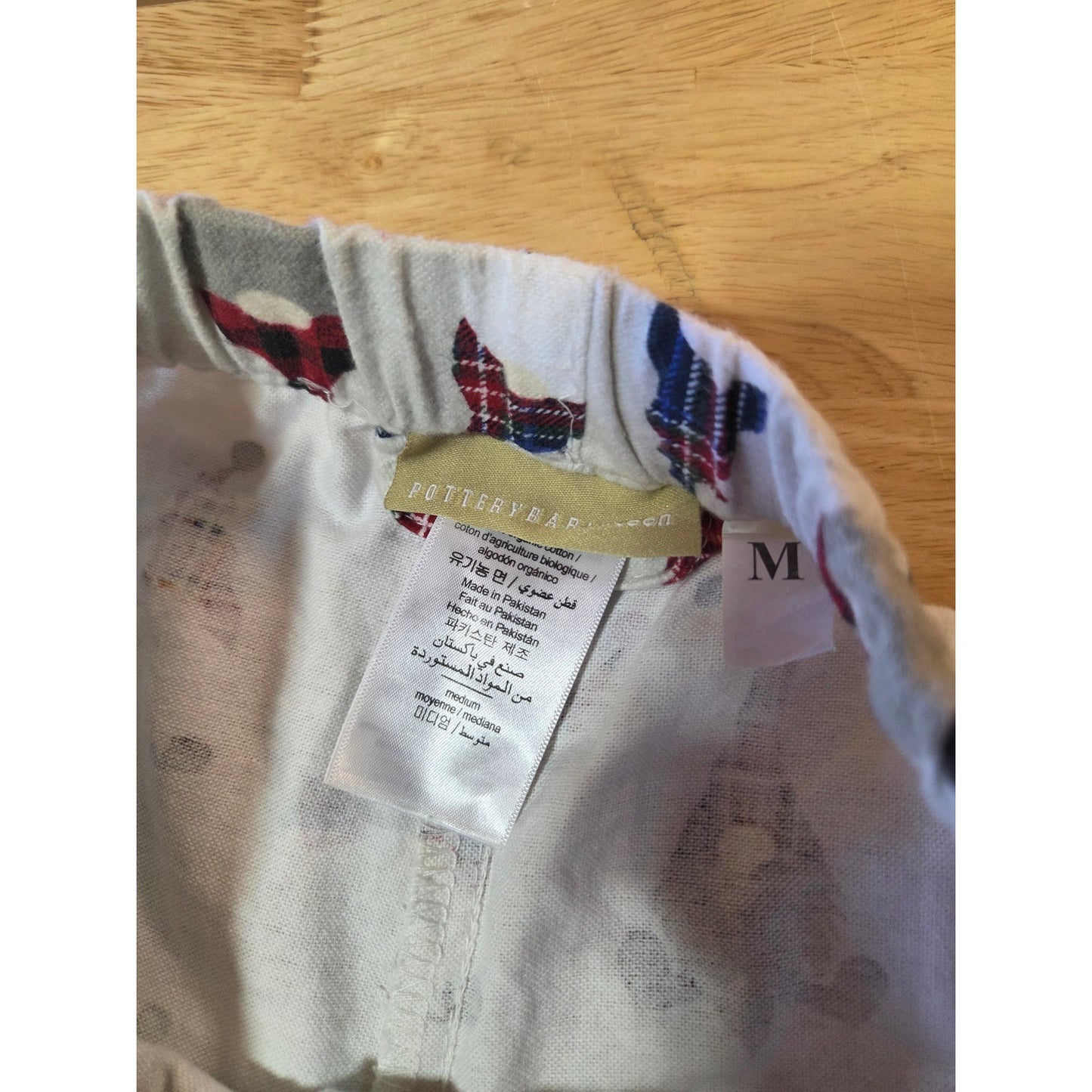 pottery Barn women's size medium gnome flannel gray Christmas pajamas set med.