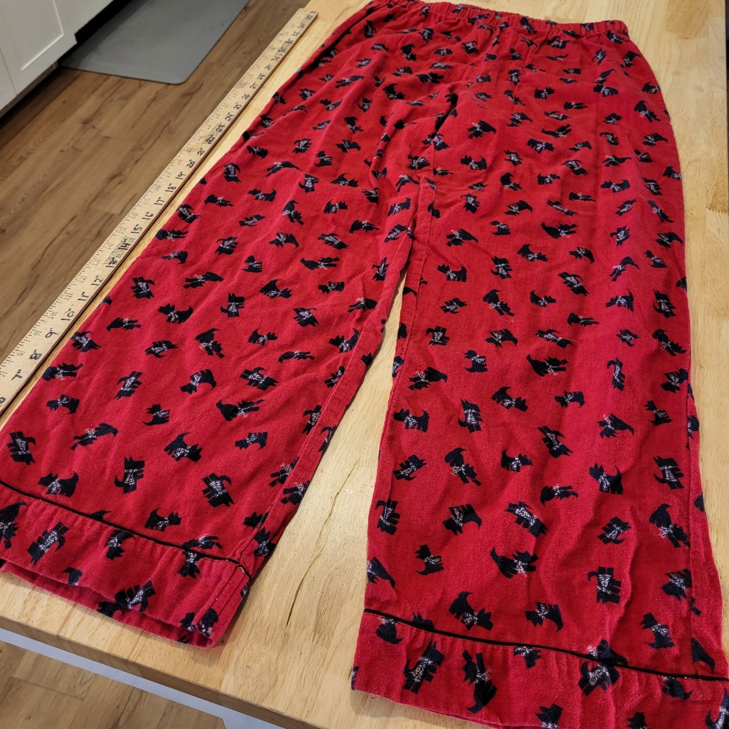 Adonna Red Flannel 100% Cotton Pajama Set Yorkie Dogs Bows Large