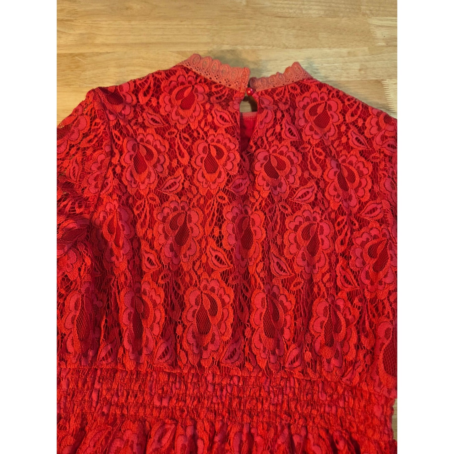 Mooerkeer red lace mini long sleeve dress high neck keyhole back size medium