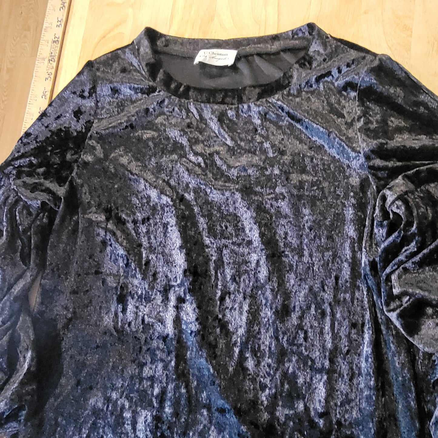 C Christian Los Angeles Black Velvet Mini Cold Shoulder Puff Sleeve 17" P2P