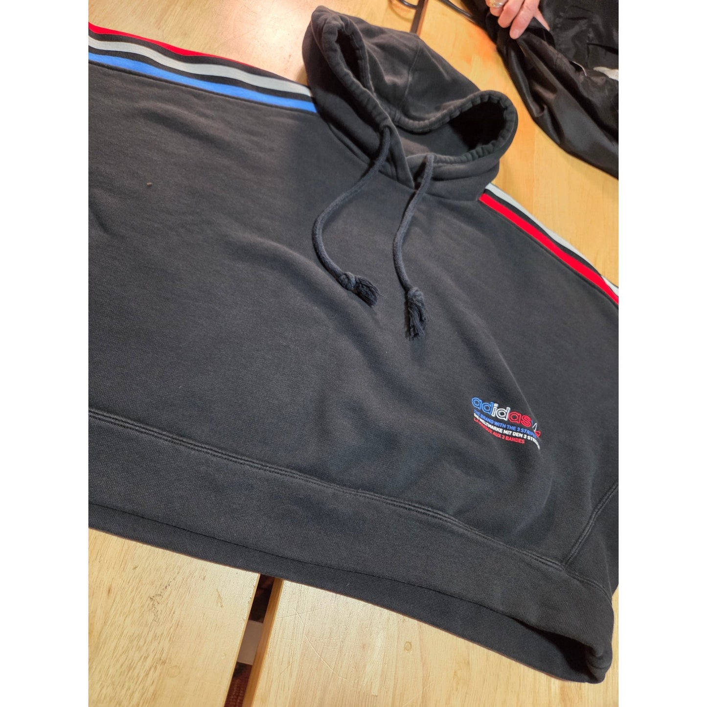 Adidas Originals navy blue cropped hoodie red white and blue logo embroidery L