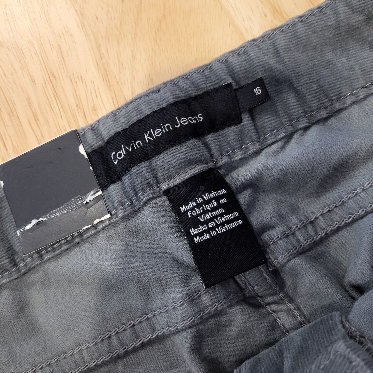 NWT Calvin Klein Jeans Gray Corduroy Straight Leg Sz. 16 Cotton Stretch