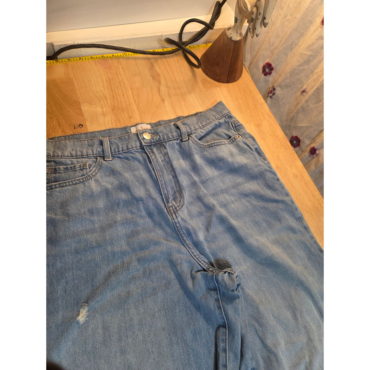 True craft relaxed wide leg size 12 distressed light wash jeans